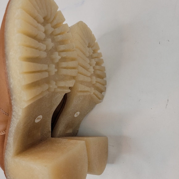 Free People Booties James Chelsea Boot 36.5 Tan Chunky Lug Sole Y2K 90s NIB - Picture 7 of 10